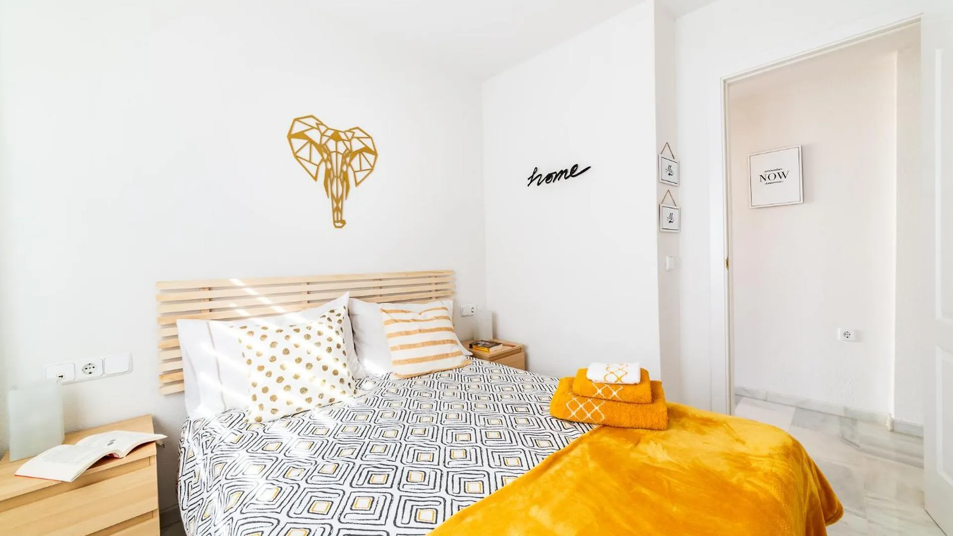 Apartamento Cerca De Una De Las Mejores Playas. Apartment Roquetas de Mar Spain